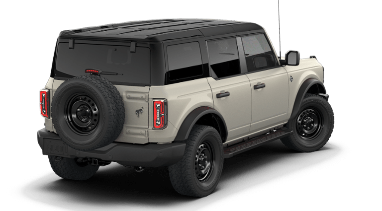 2026 Desert Sand Ford Bronco Outer Banks 4X4 4 Door