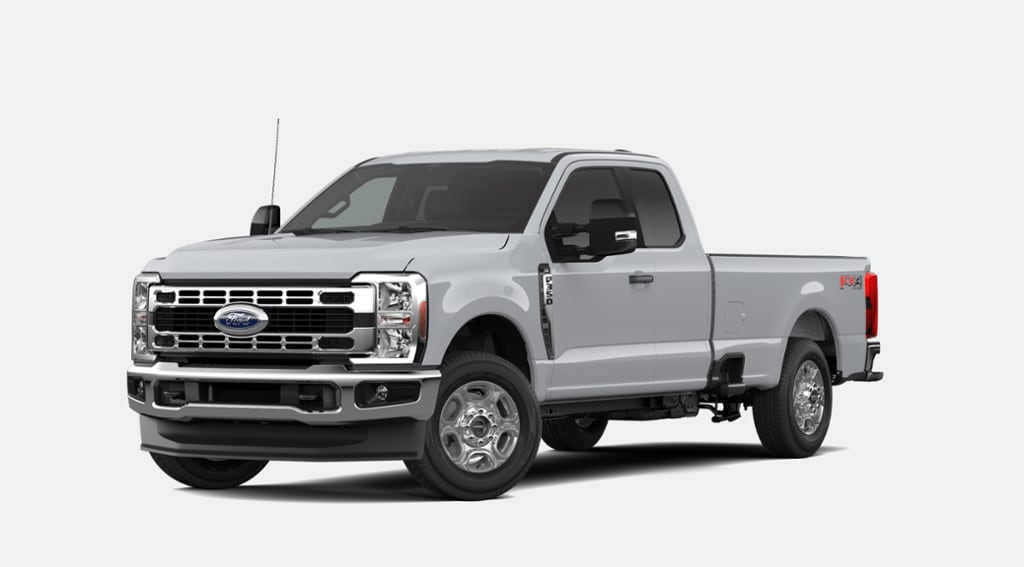 2026 Super Duty F-350 XLT