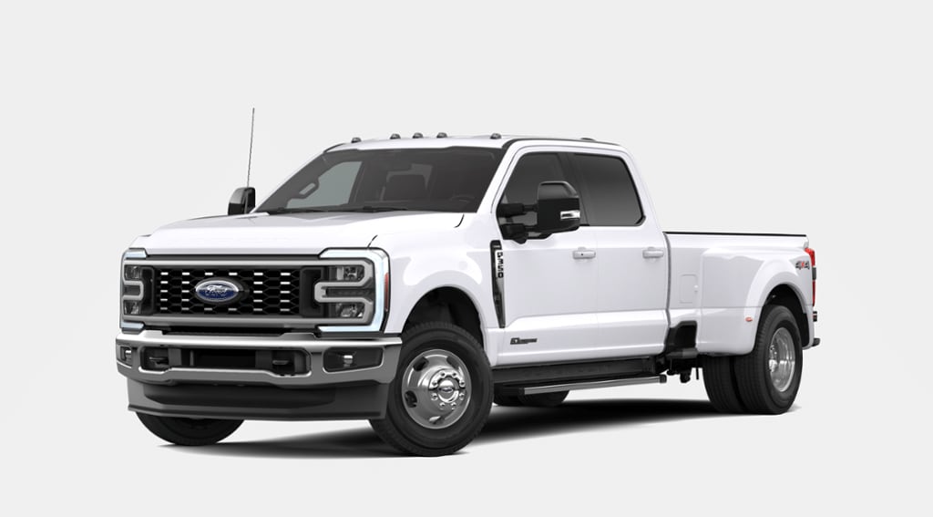 2026 Super Duty F-350 LARIAT